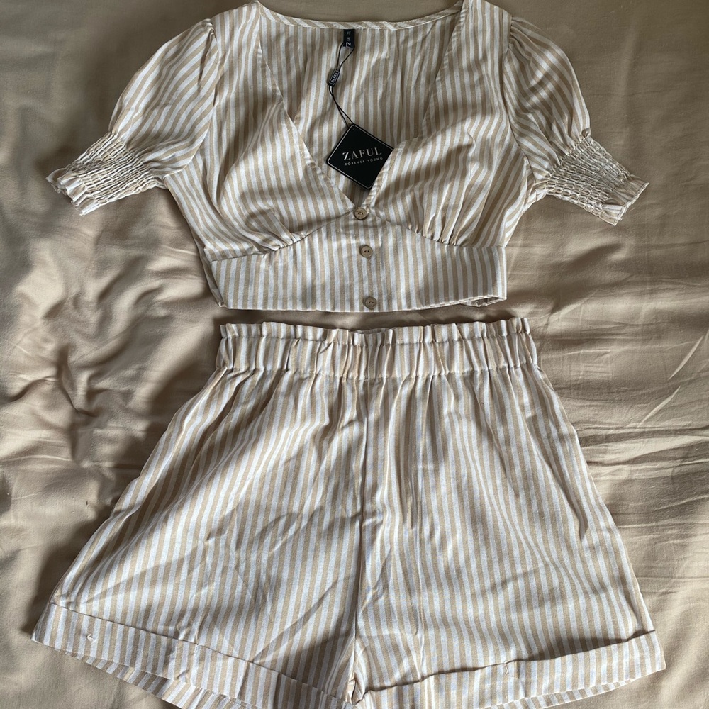 Two Piece Set